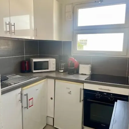 Juan Les Pins 2 Min Des Plages De Sable Appartement