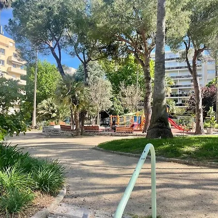Juan Les Pins 2 Min Des Plages De Sable Appartement